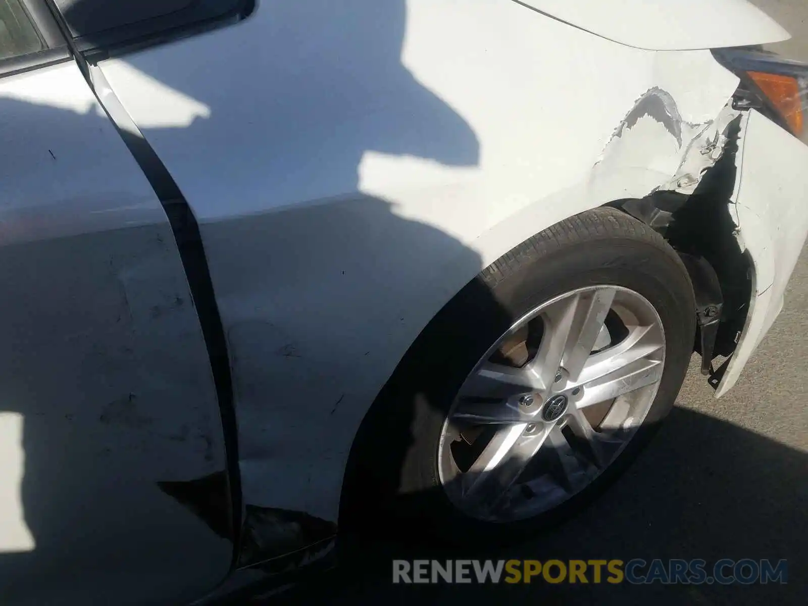 9 Photograph of a damaged car JTNK4RBE2K3015347 TOYOTA COROLLA 2019