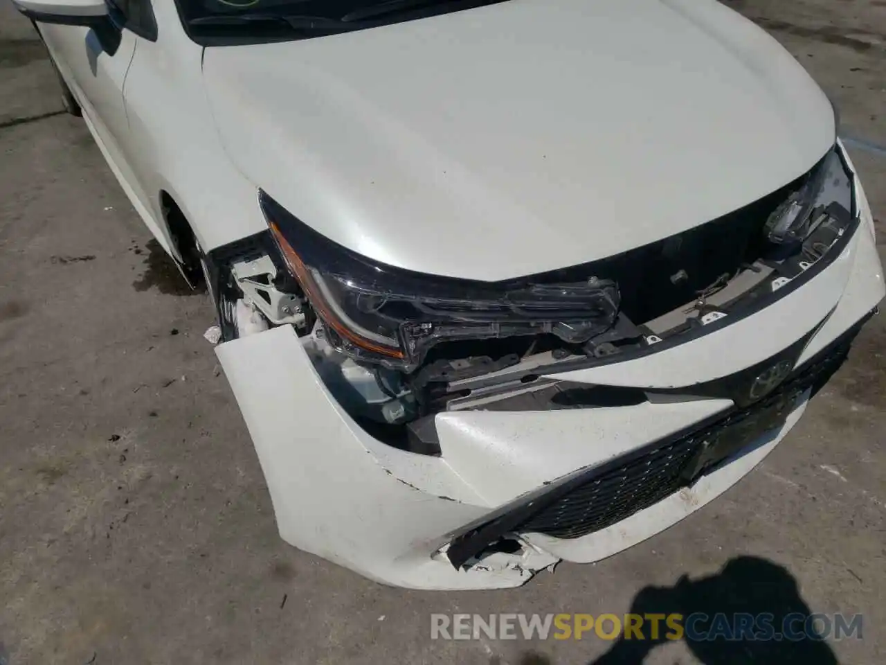 9 Photograph of a damaged car JTNK4RBE2K3024324 TOYOTA COROLLA 2019