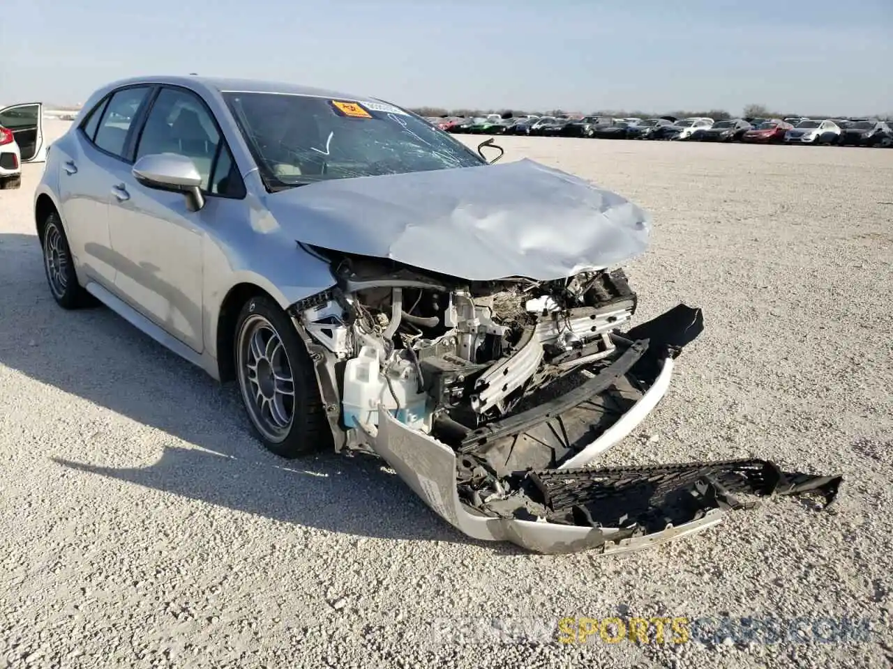 1 Photograph of a damaged car JTNK4RBE2K3033878 TOYOTA COROLLA 2019