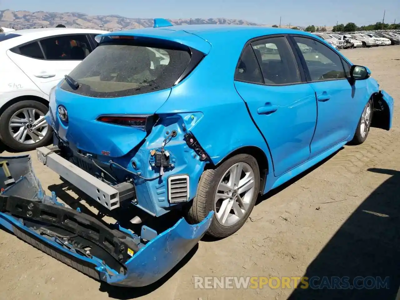 4 Photograph of a damaged car JTNK4RBE2K3034044 TOYOTA COROLLA 2019