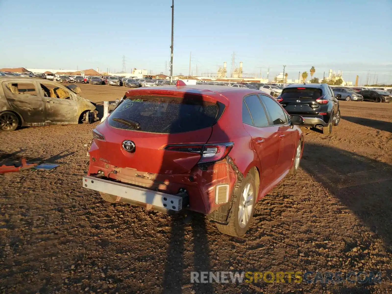 4 Photograph of a damaged car JTNK4RBE2K3034867 TOYOTA COROLLA 2019