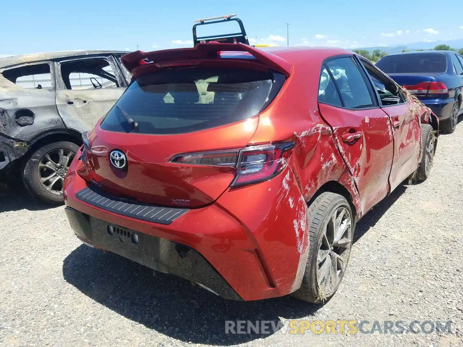 4 Photograph of a damaged car JTNK4RBE2K3035288 TOYOTA COROLLA 2019