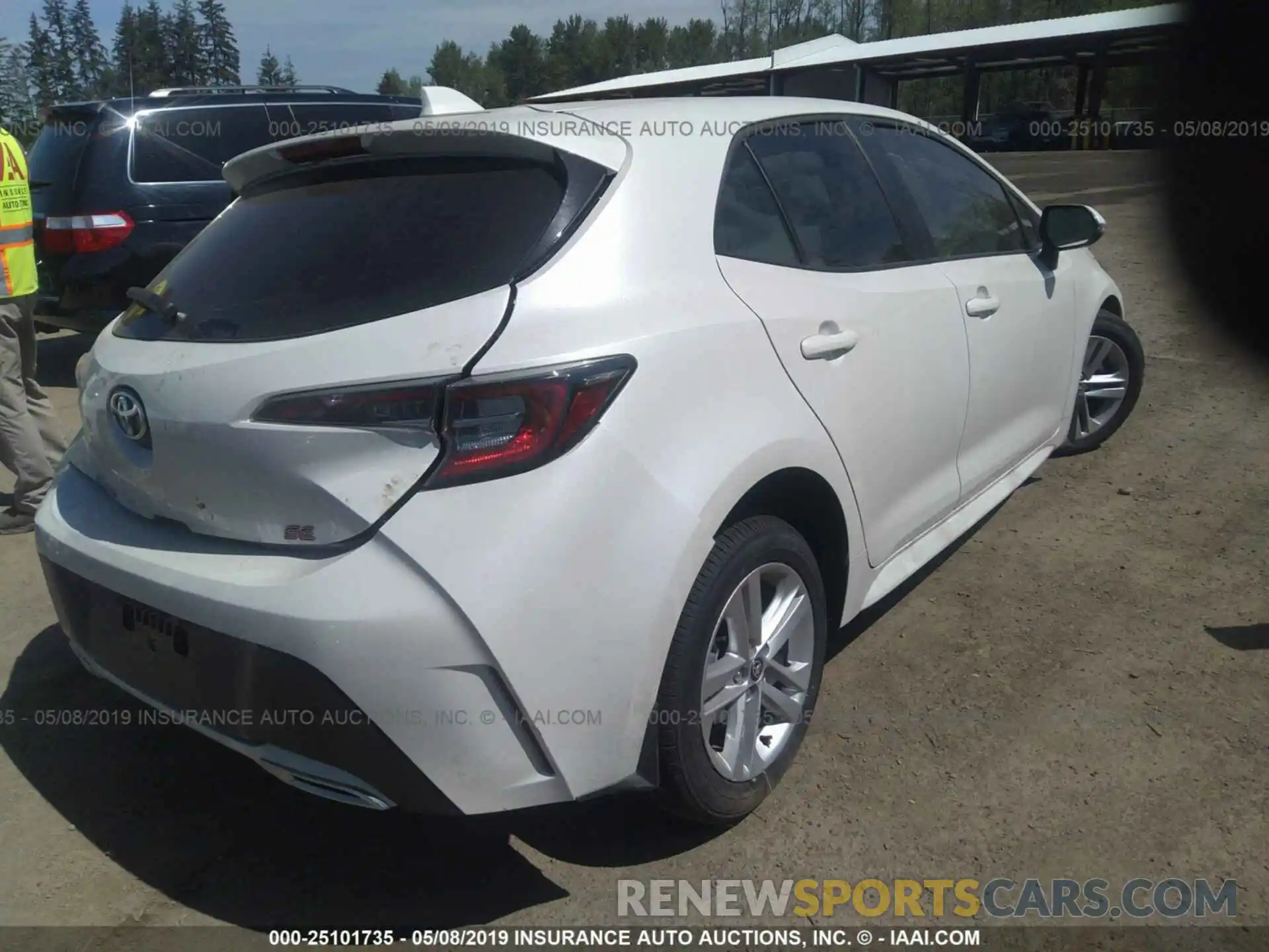 4 Photograph of a damaged car JTNK4RBE2K3038336 TOYOTA COROLLA 2019