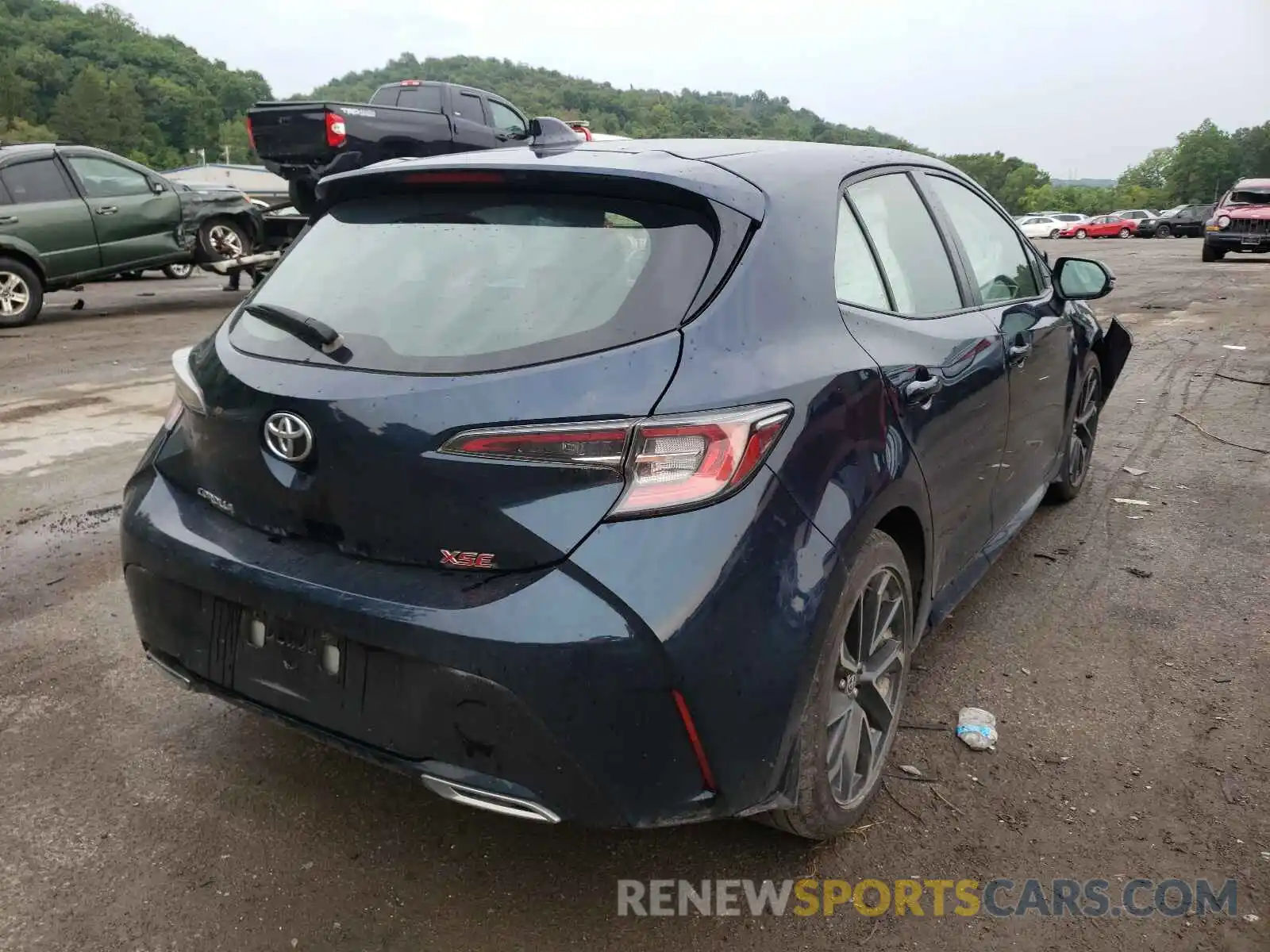 4 Photograph of a damaged car JTNK4RBE2K3042077 TOYOTA COROLLA 2019