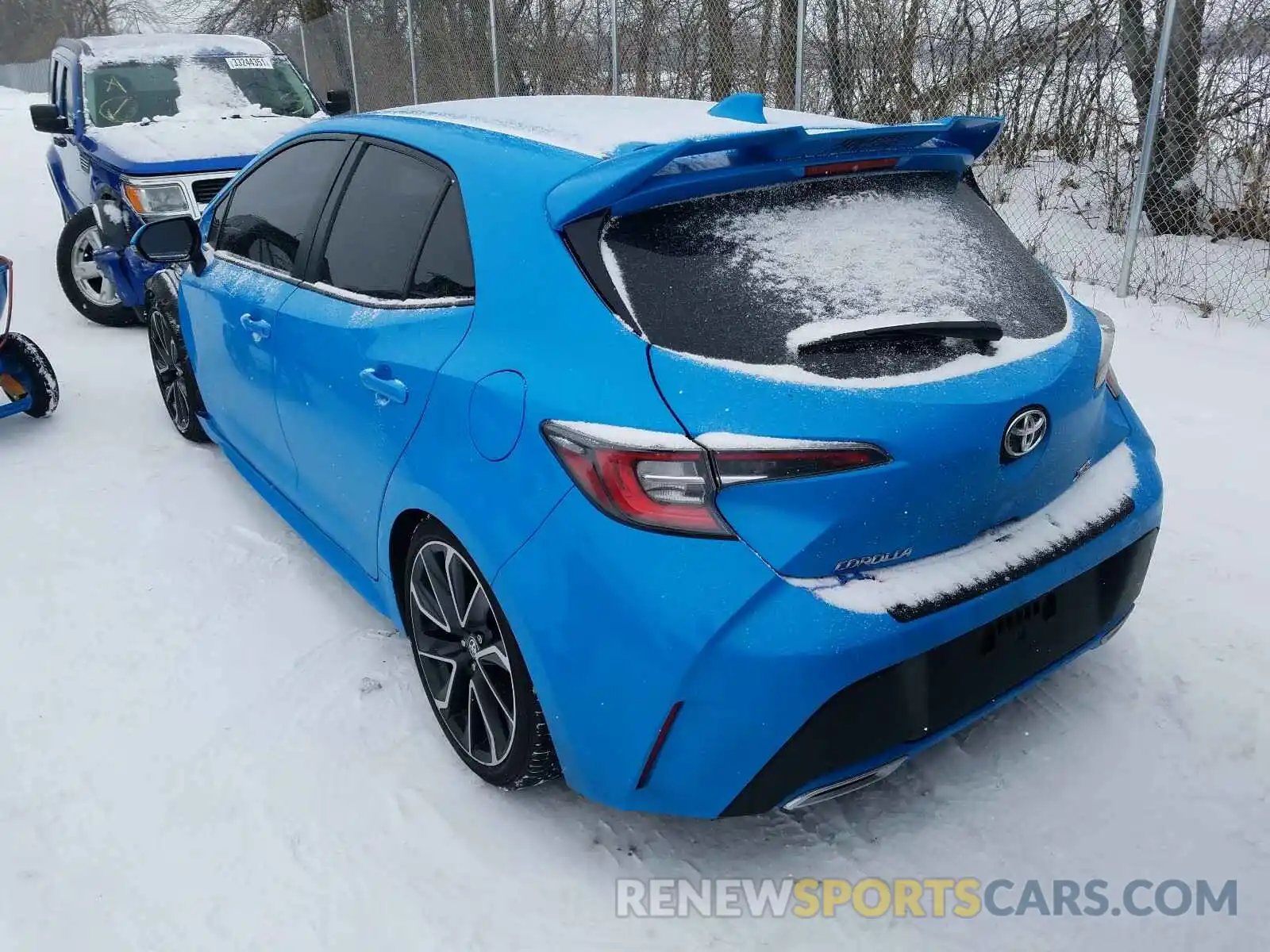 3 Photograph of a damaged car JTNK4RBE2K3043682 TOYOTA COROLLA 2019