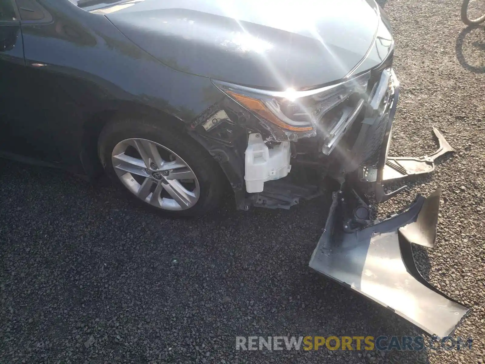 9 Photograph of a damaged car JTNK4RBE2K3047327 TOYOTA COROLLA 2019