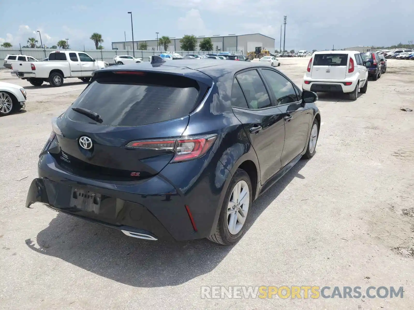 4 Photograph of a damaged car JTNK4RBE2K3049997 TOYOTA COROLLA 2019