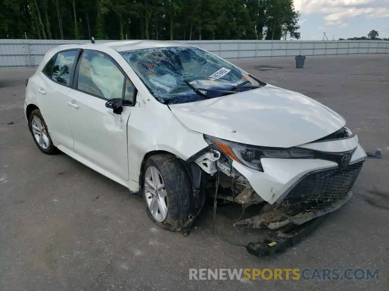 1 Photograph of a damaged car JTNK4RBE2K3058604 TOYOTA COROLLA 2019