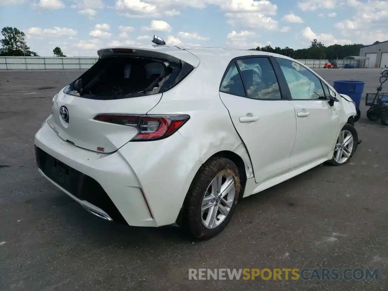 4 Photograph of a damaged car JTNK4RBE2K3058604 TOYOTA COROLLA 2019