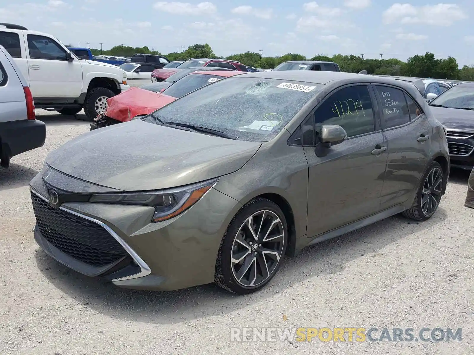 2 Photograph of a damaged car JTNK4RBE2K3061311 TOYOTA COROLLA 2019