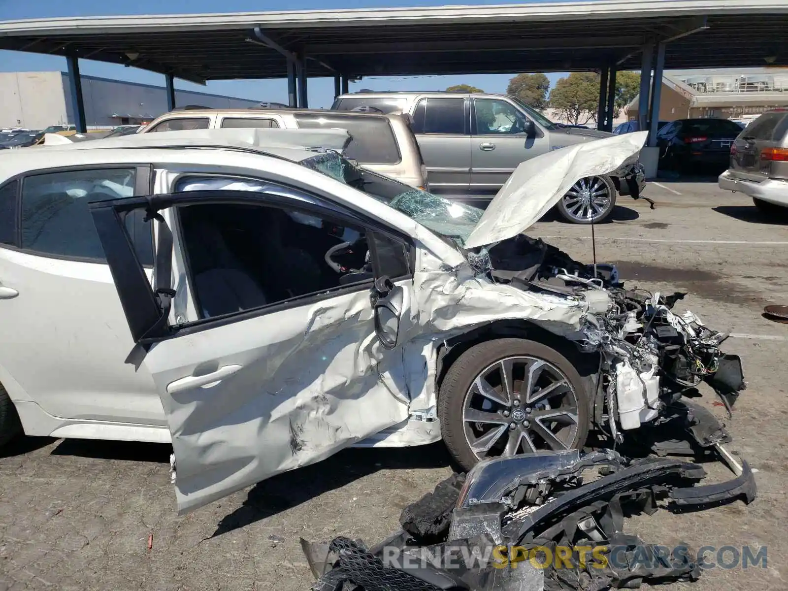 9 Photograph of a damaged car JTNK4RBE3K3000503 TOYOTA COROLLA 2019