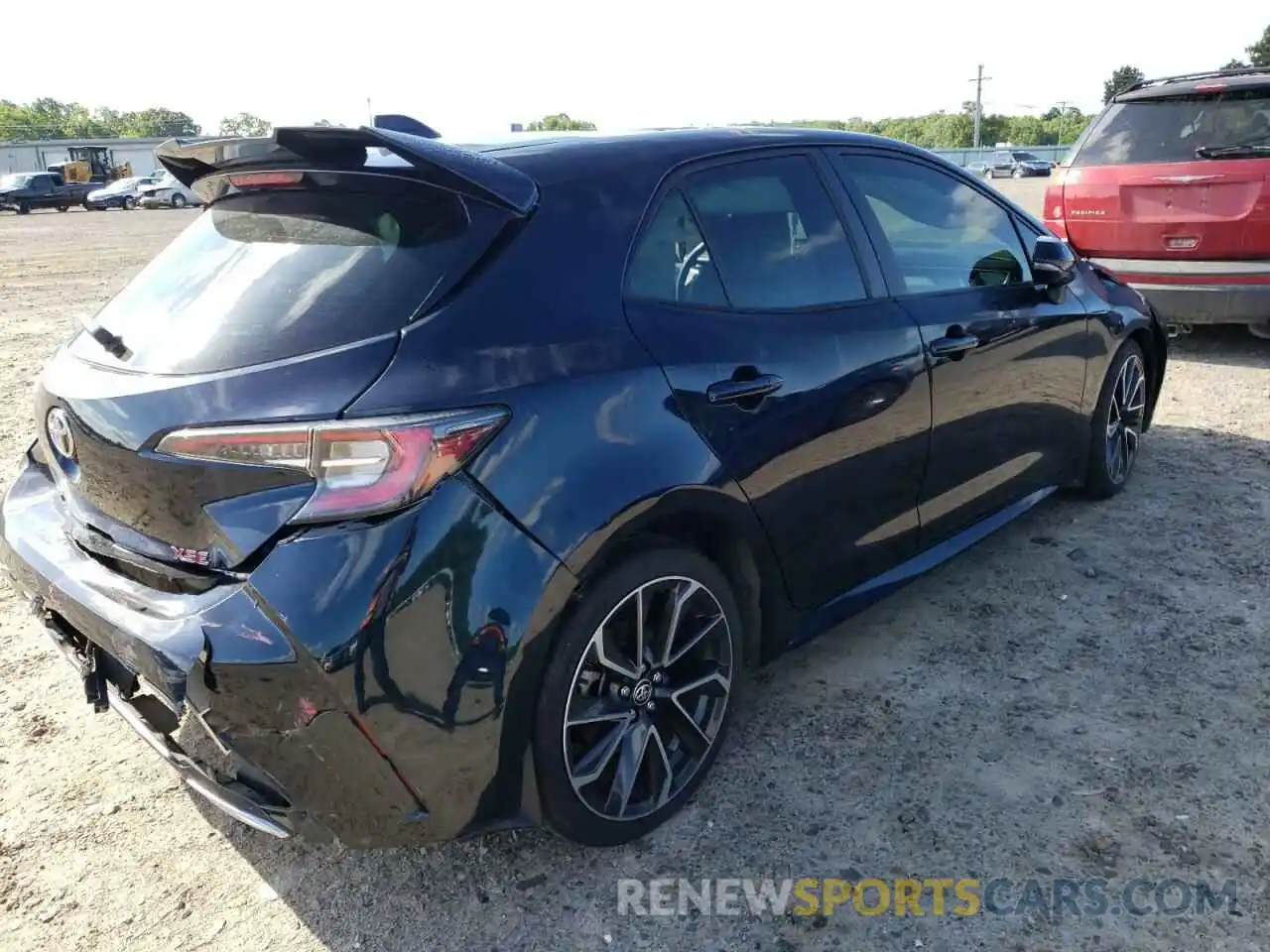 4 Photograph of a damaged car JTNK4RBE3K3001697 TOYOTA COROLLA 2019