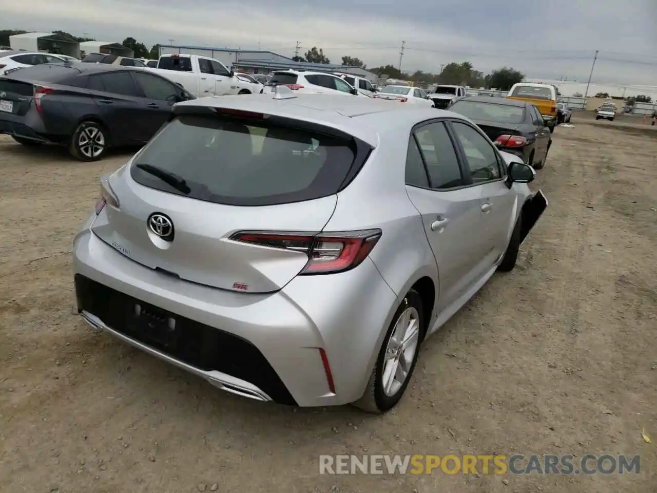 4 Photograph of a damaged car JTNK4RBE3K3005149 TOYOTA COROLLA 2019