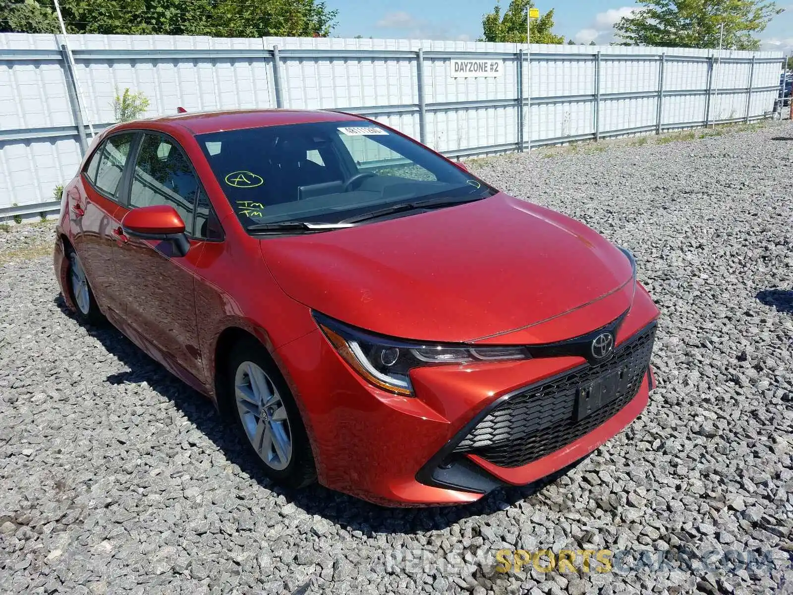 1 Photograph of a damaged car JTNK4RBE3K3005569 TOYOTA COROLLA 2019