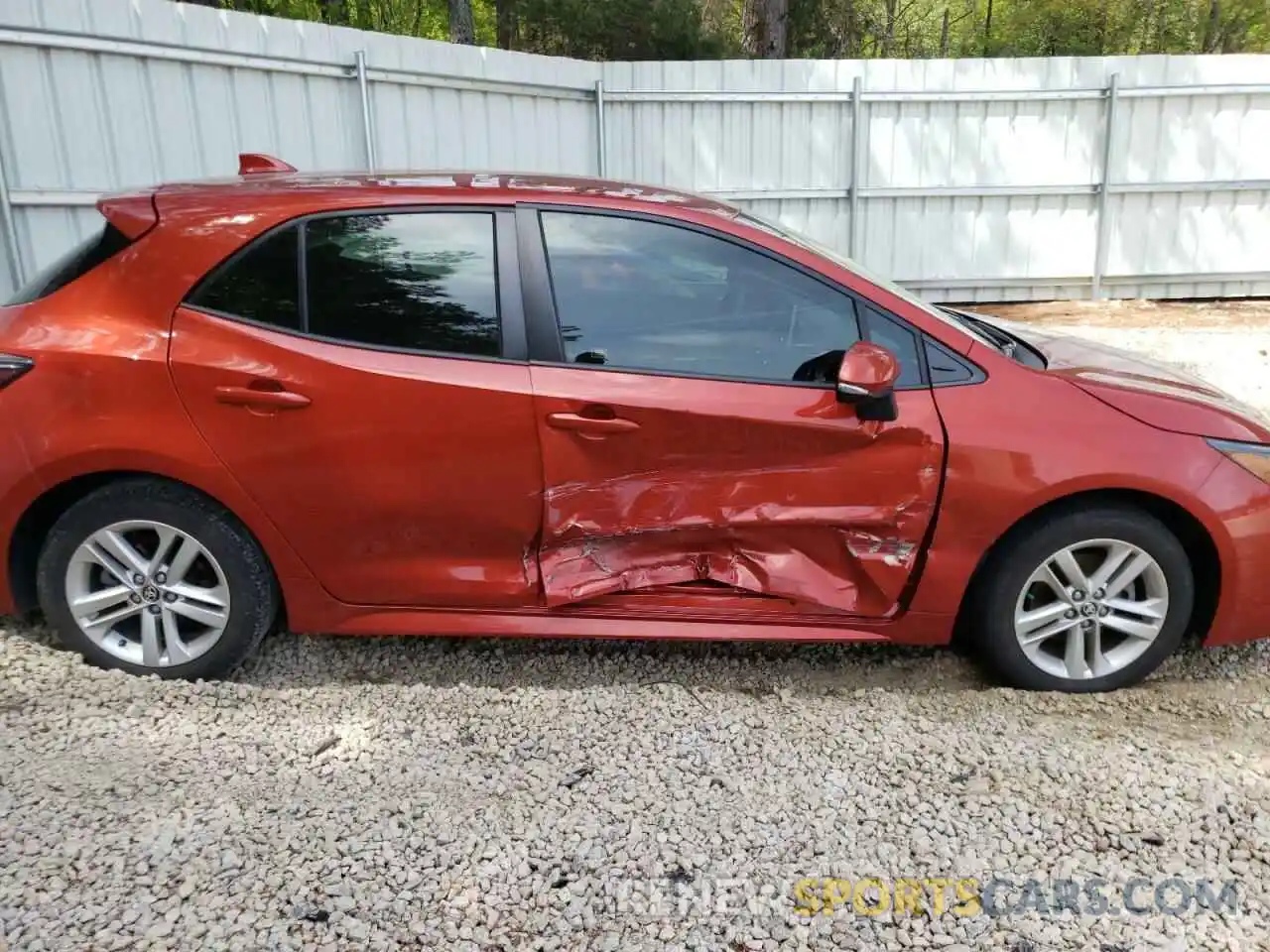 9 Photograph of a damaged car JTNK4RBE3K3006592 TOYOTA COROLLA 2019