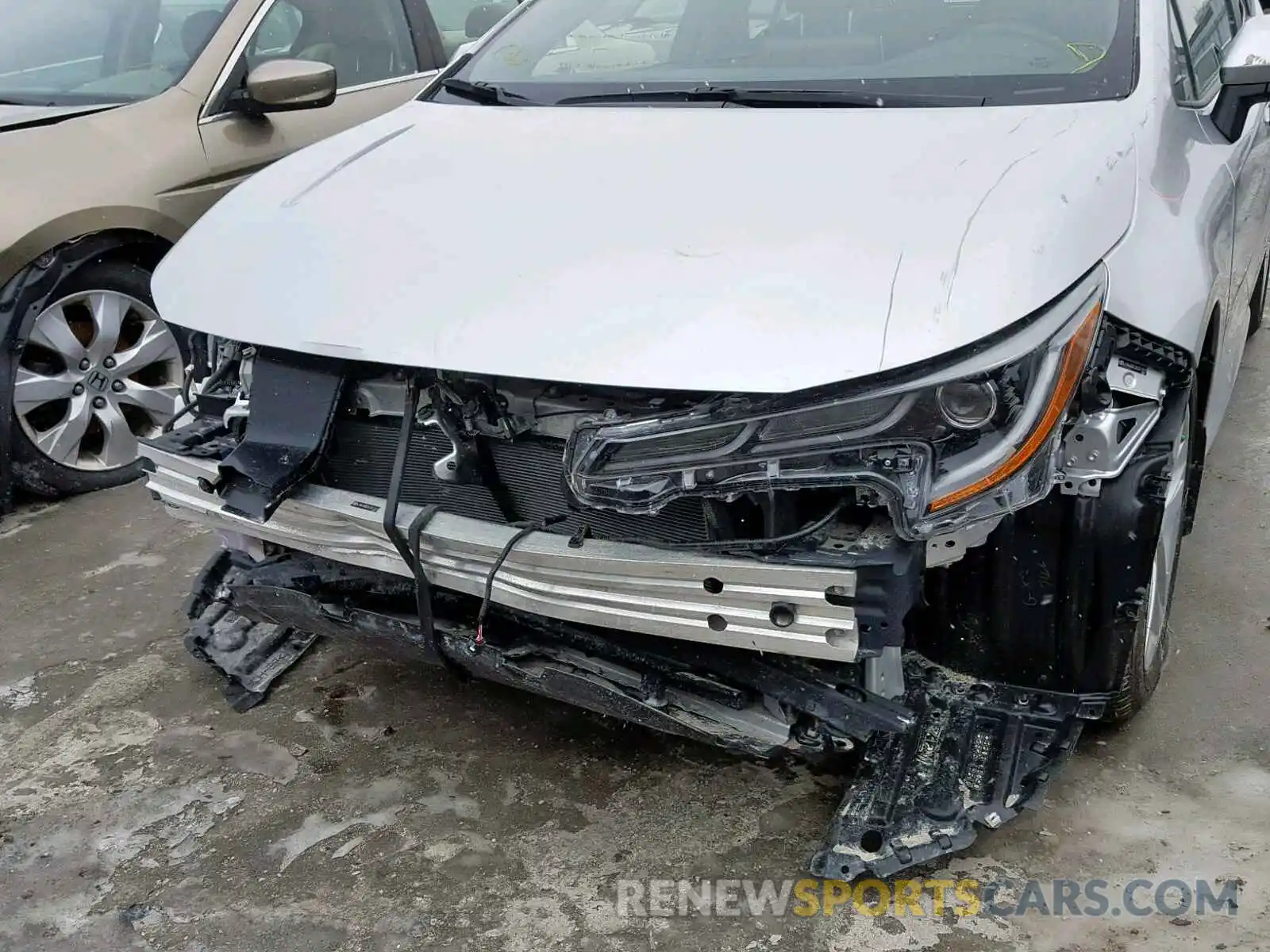 9 Photograph of a damaged car JTNK4RBE3K3011873 TOYOTA COROLLA 2019