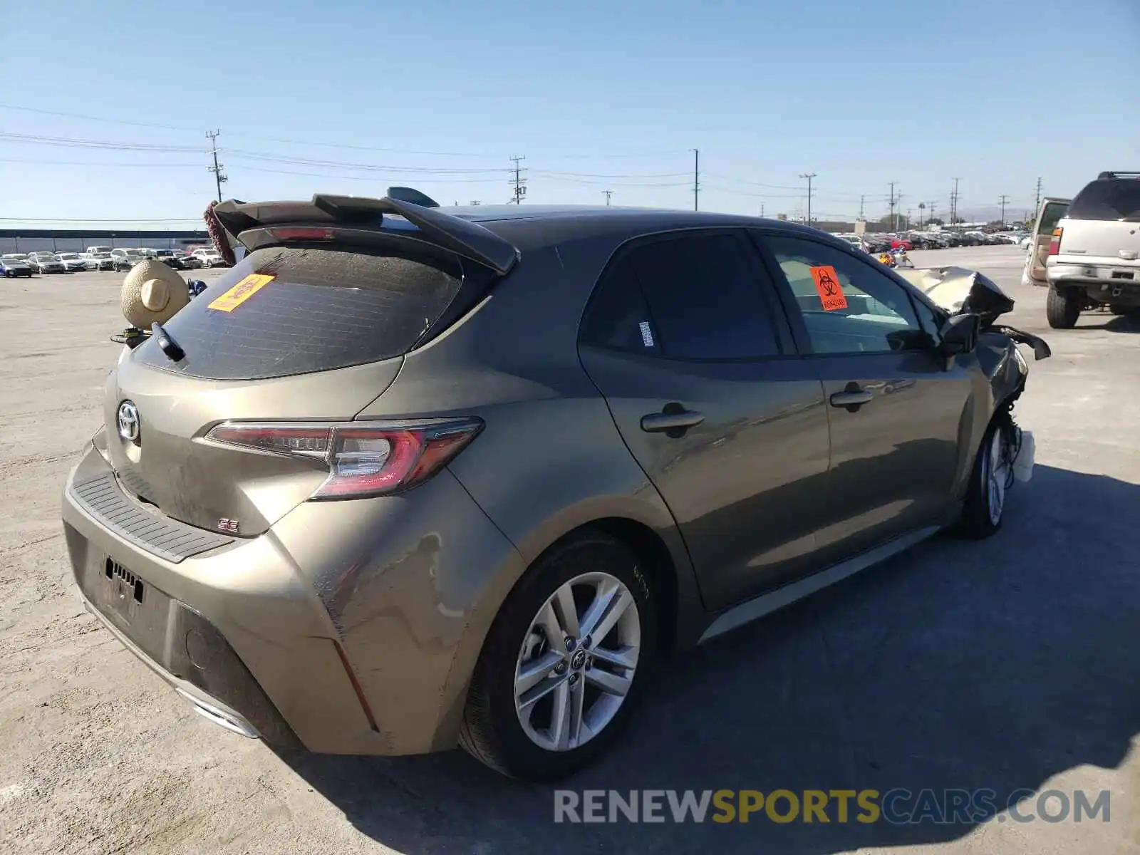 4 Photograph of a damaged car JTNK4RBE3K3012182 TOYOTA COROLLA 2019