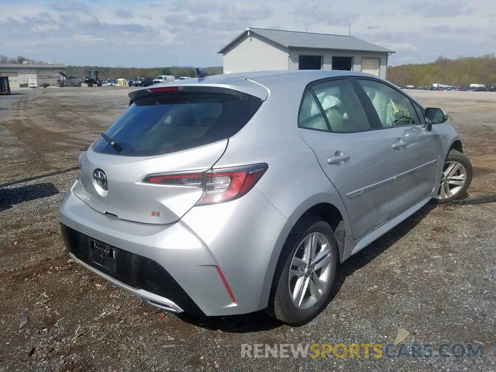 4 Photograph of a damaged car JTNK4RBE3K3013526 TOYOTA COROLLA 2019