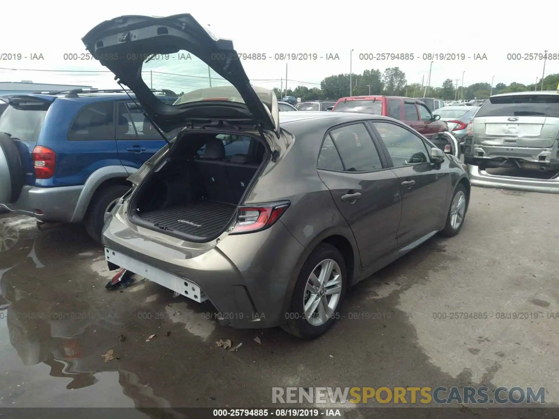 4 Photograph of a damaged car JTNK4RBE3K3016068 TOYOTA COROLLA 2019