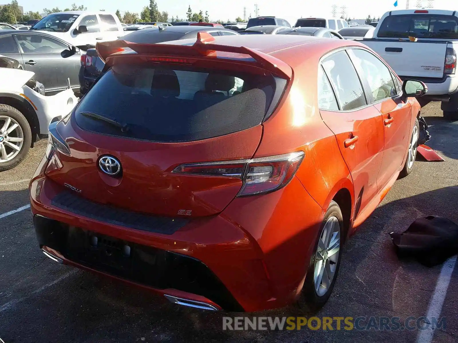 4 Photograph of a damaged car JTNK4RBE3K3036367 TOYOTA COROLLA 2019