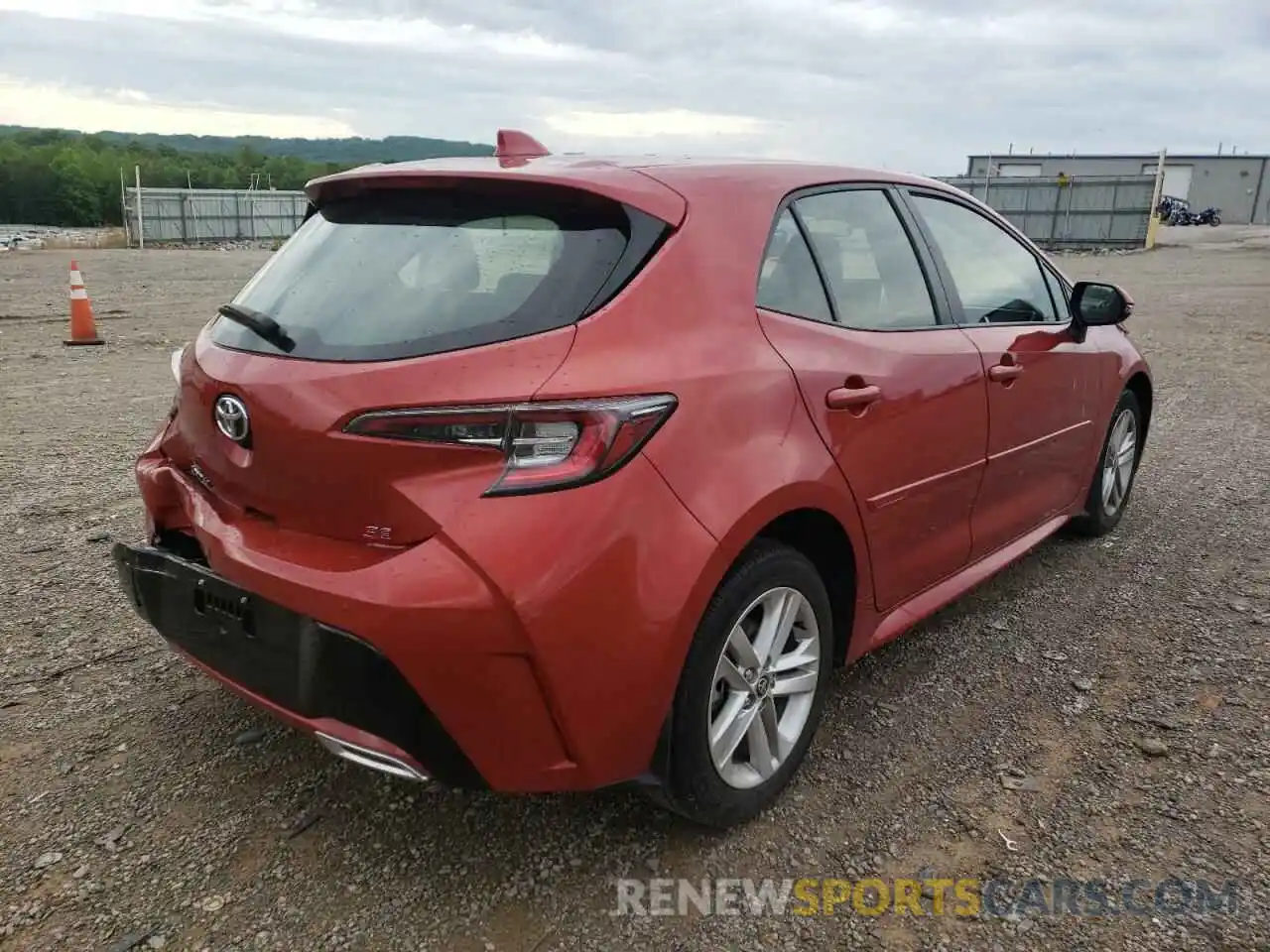 4 Photograph of a damaged car JTNK4RBE3K3052682 TOYOTA COROLLA 2019