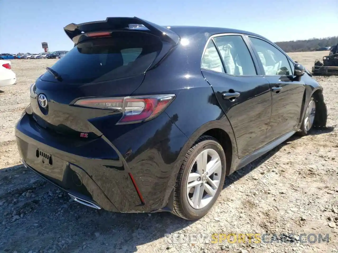 4 Photograph of a damaged car JTNK4RBE3K3059471 TOYOTA COROLLA 2019