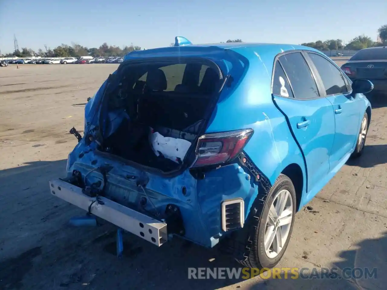 4 Photograph of a damaged car JTNK4RBE4K3006505 TOYOTA COROLLA 2019