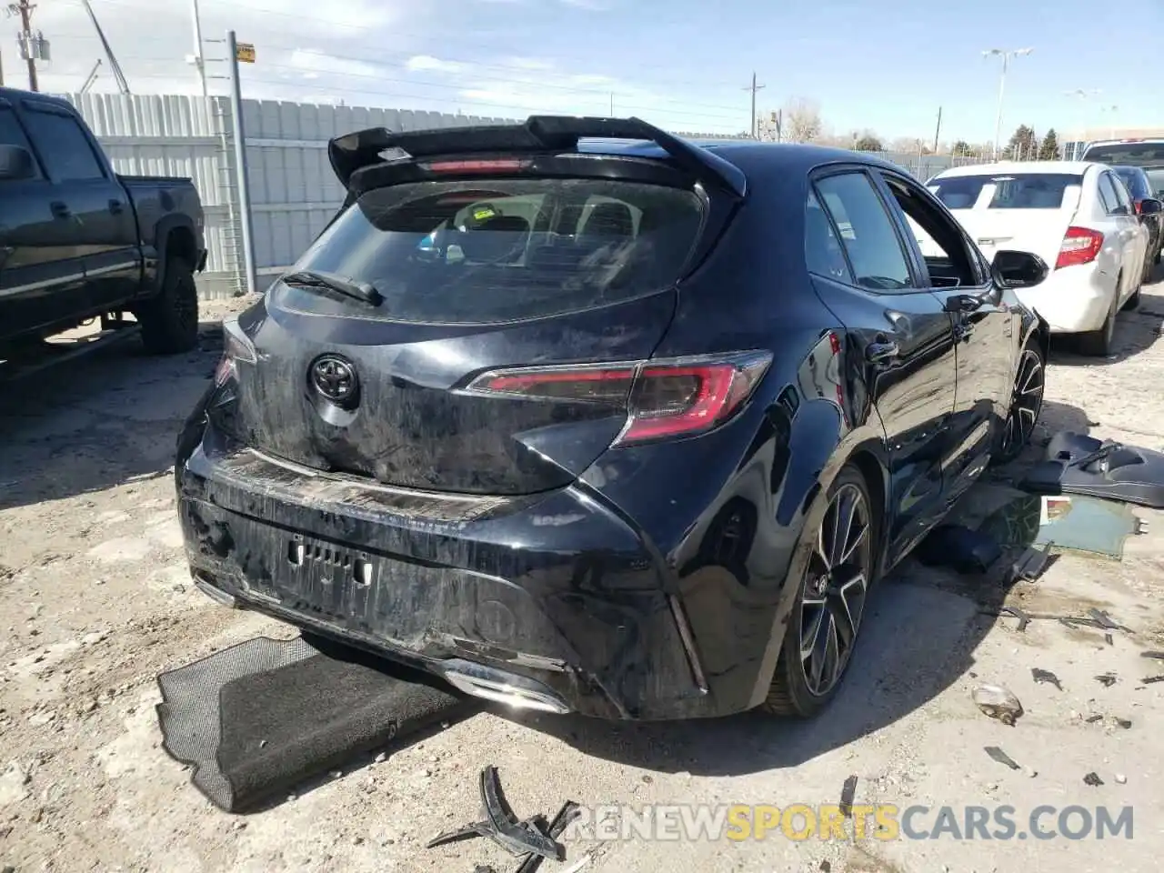 4 Photograph of a damaged car JTNK4RBE4K3011025 TOYOTA COROLLA 2019