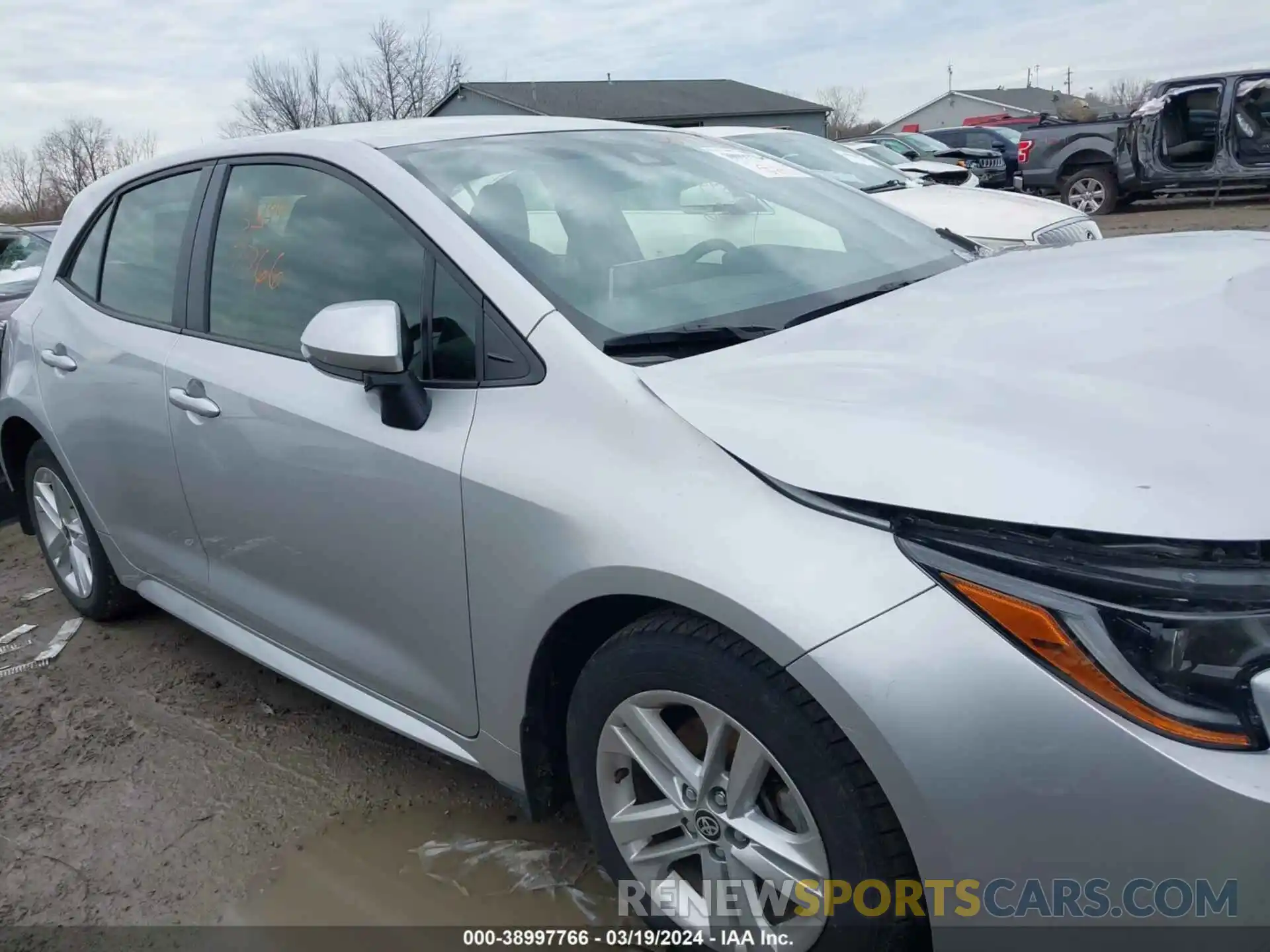 13 Photograph of a damaged car JTNK4RBE4K3017598 TOYOTA COROLLA 2019