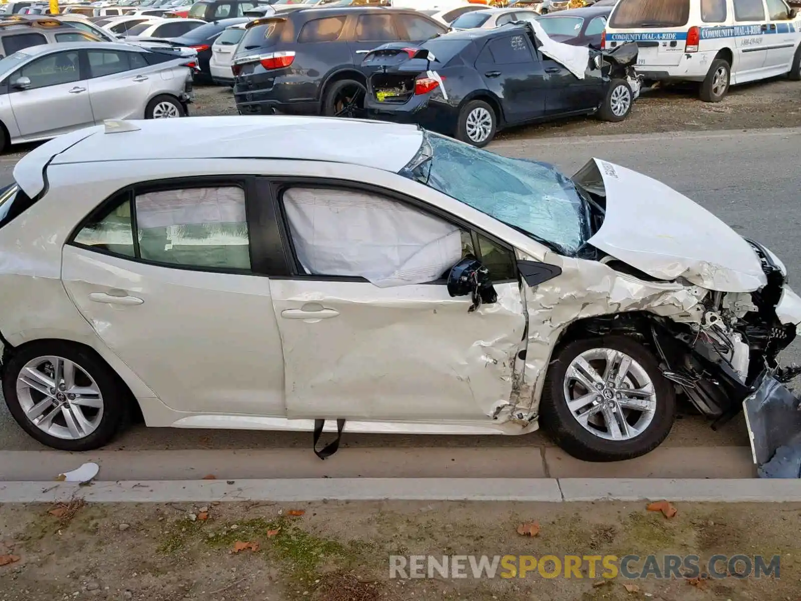 9 Photograph of a damaged car JTNK4RBE4K3018251 TOYOTA COROLLA 2019