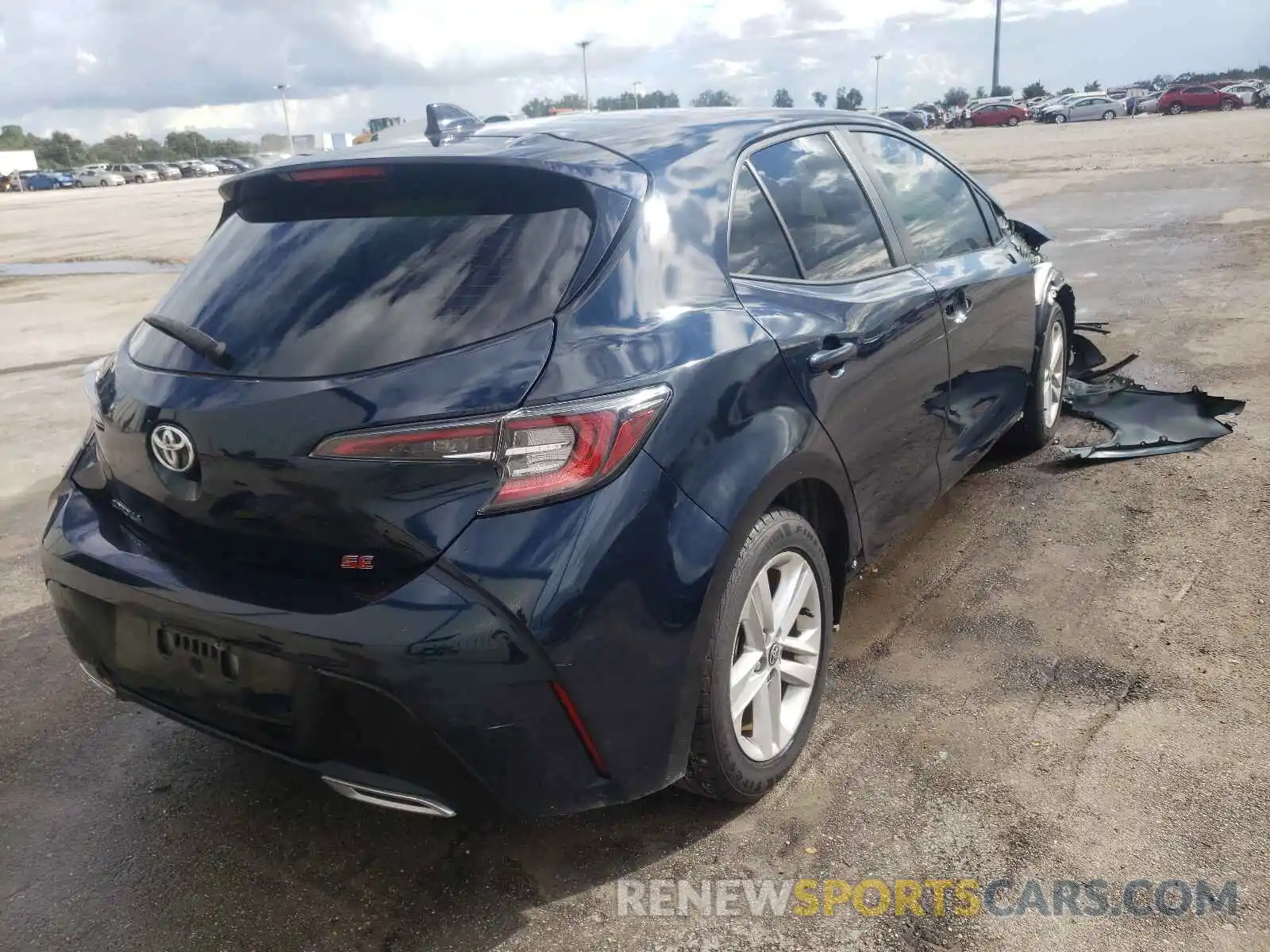 4 Photograph of a damaged car JTNK4RBE4K3027354 TOYOTA COROLLA 2019