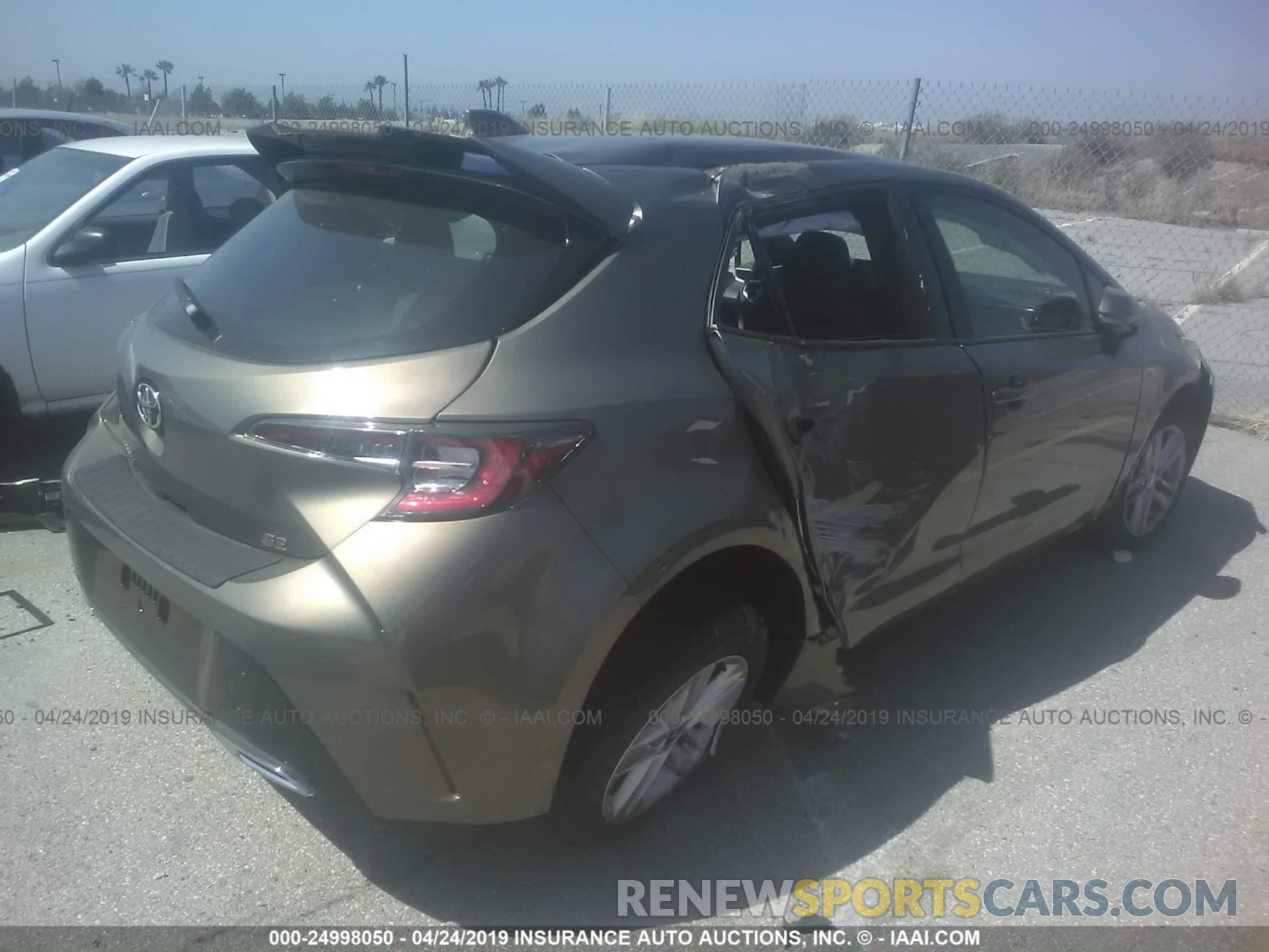 4 Photograph of a damaged car JTNK4RBE4K3039505 TOYOTA COROLLA 2019