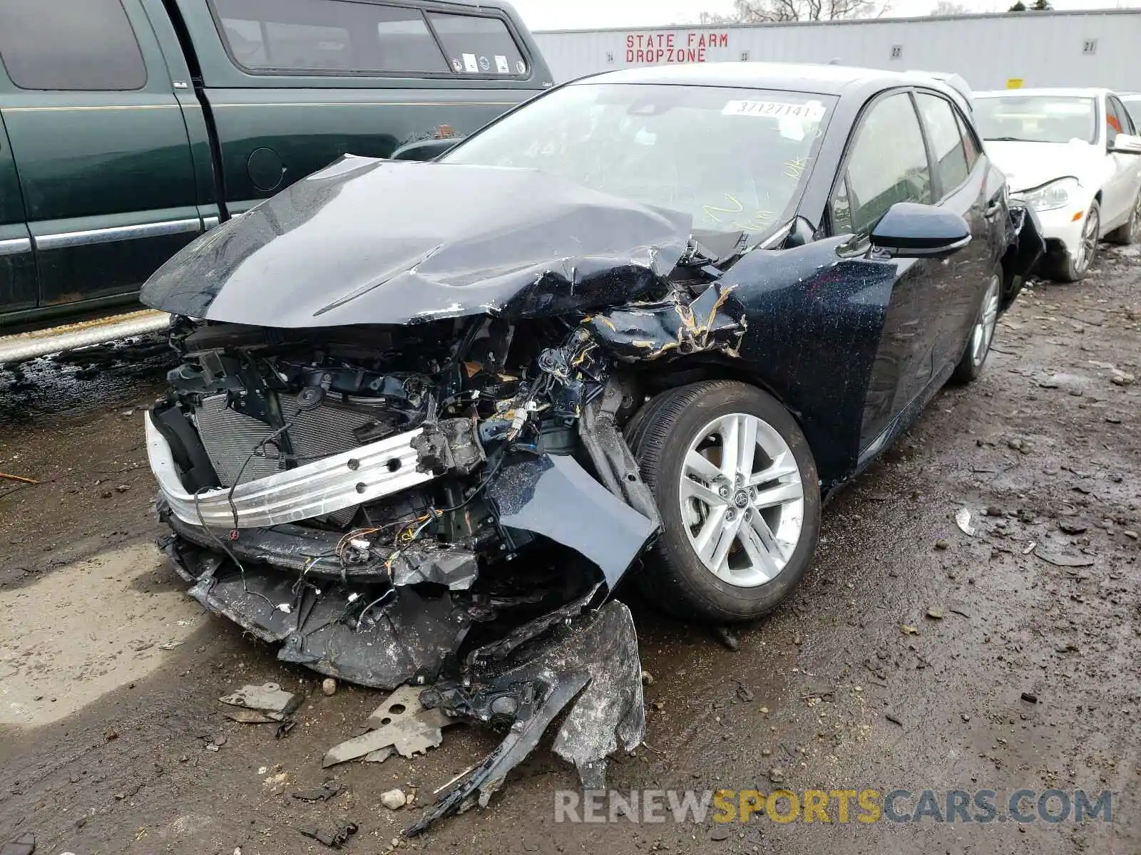 2 Photograph of a damaged car JTNK4RBE4K3041075 TOYOTA COROLLA 2019