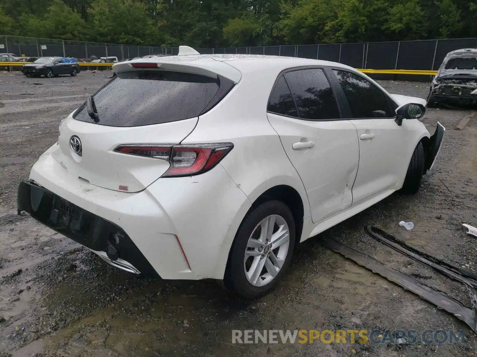 4 Photograph of a damaged car JTNK4RBE4K3065442 TOYOTA COROLLA 2019