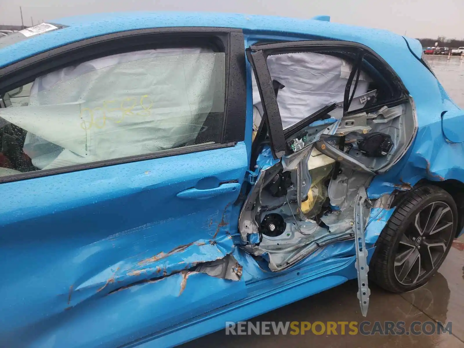 9 Photograph of a damaged car JTNK4RBE5K3006724 TOYOTA COROLLA 2019