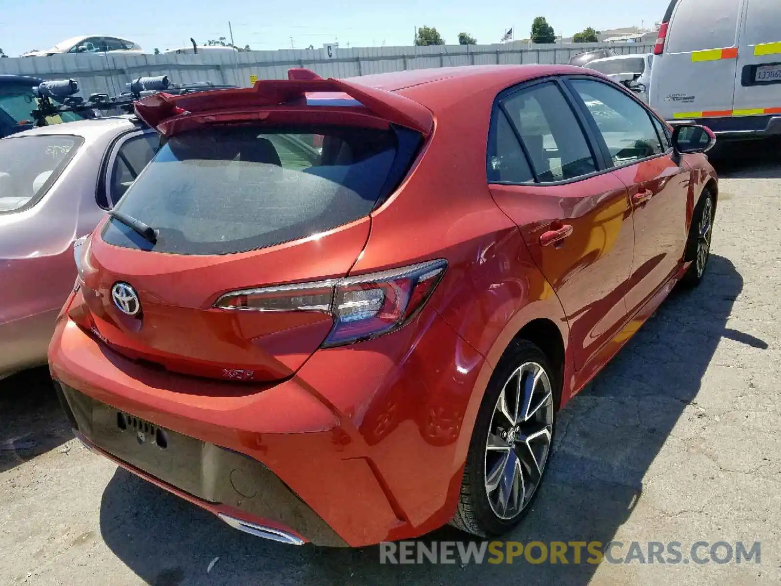 4 Photograph of a damaged car JTNK4RBE5K3007758 TOYOTA COROLLA 2019