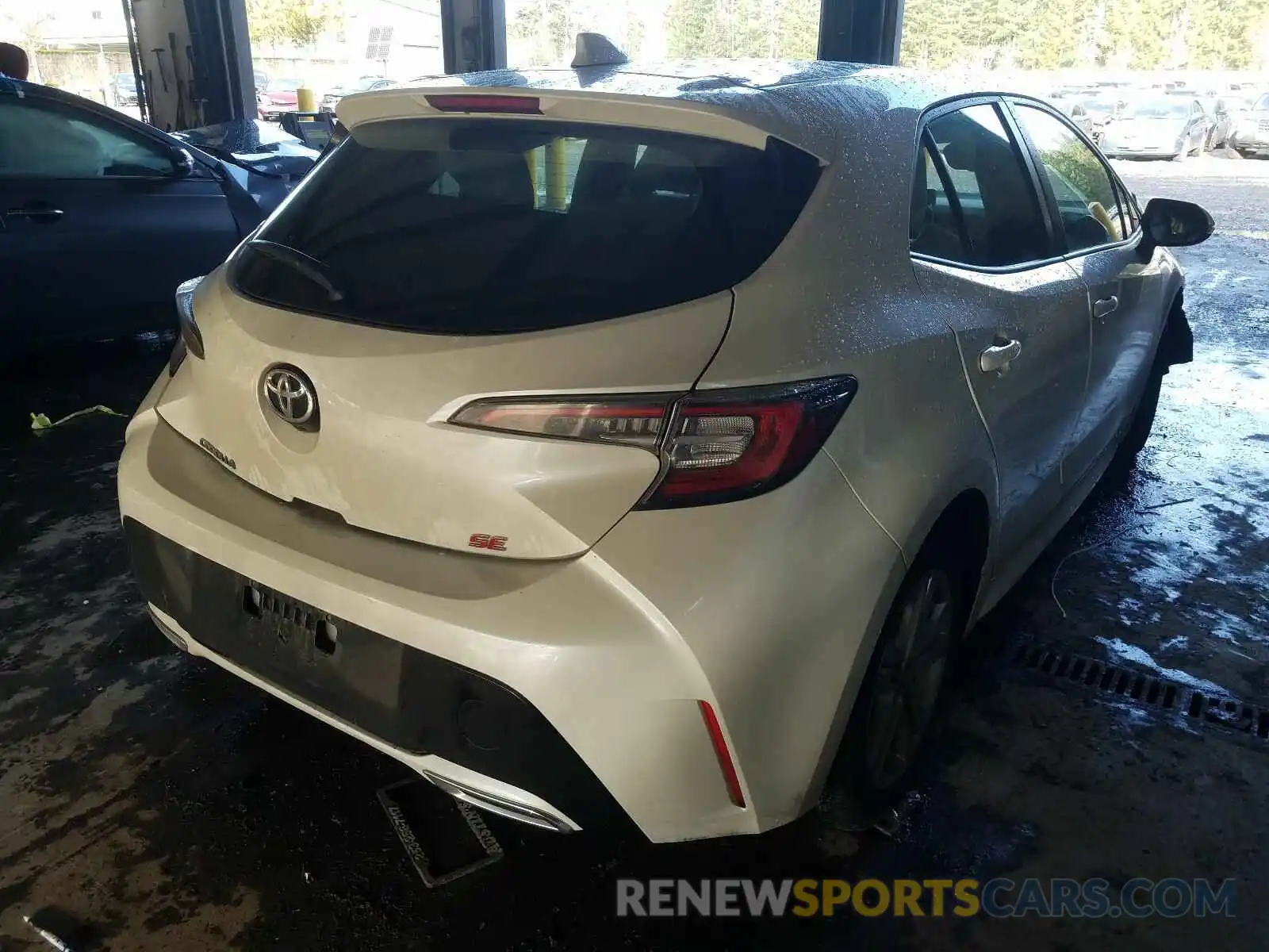 4 Photograph of a damaged car JTNK4RBE5K3009901 TOYOTA COROLLA 2019