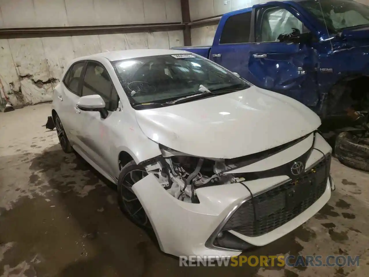 1 Photograph of a damaged car JTNK4RBE5K3014466 TOYOTA COROLLA 2019