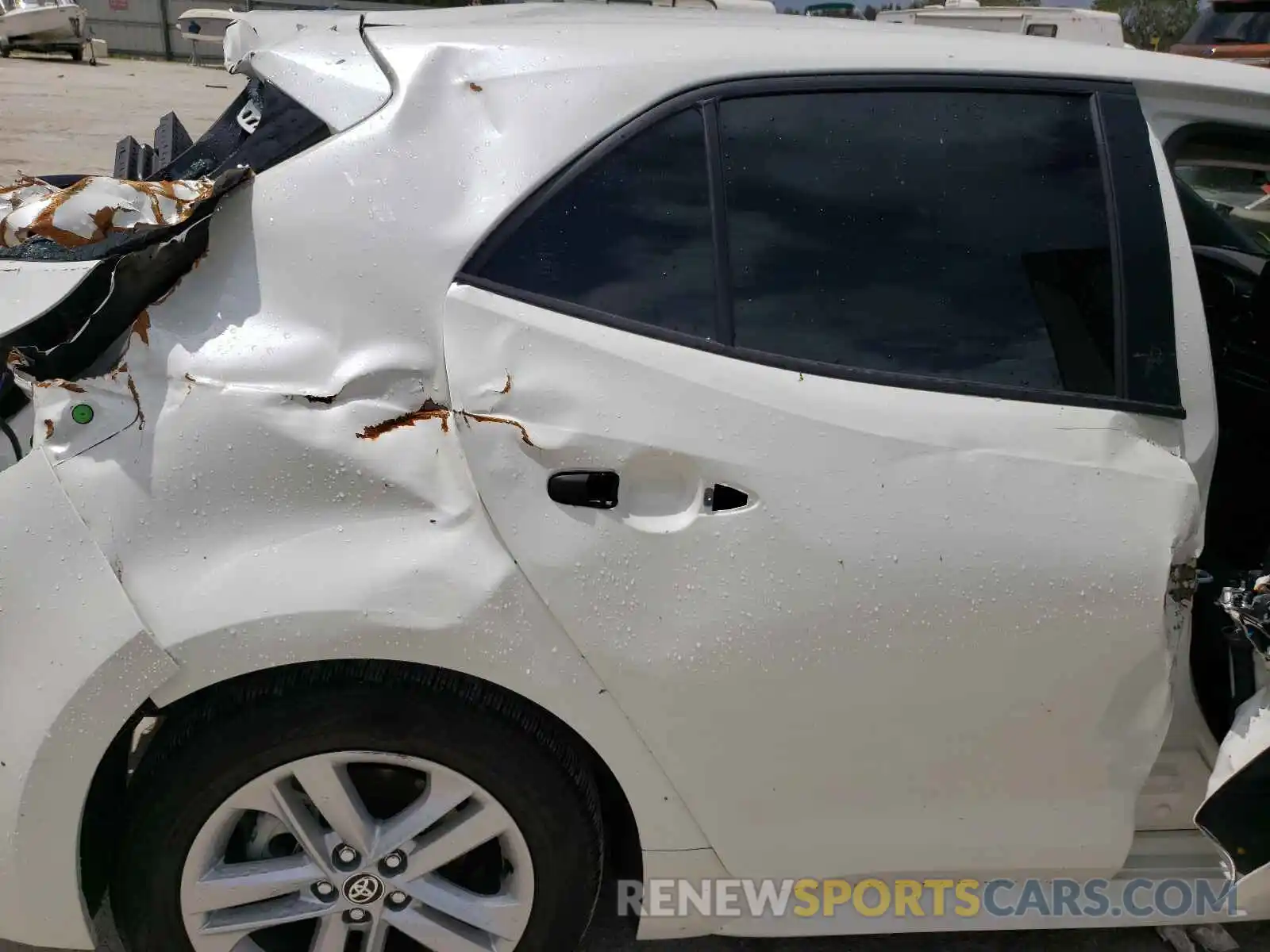 6 Photograph of a damaged car JTNK4RBE5K3016928 TOYOTA COROLLA 2019