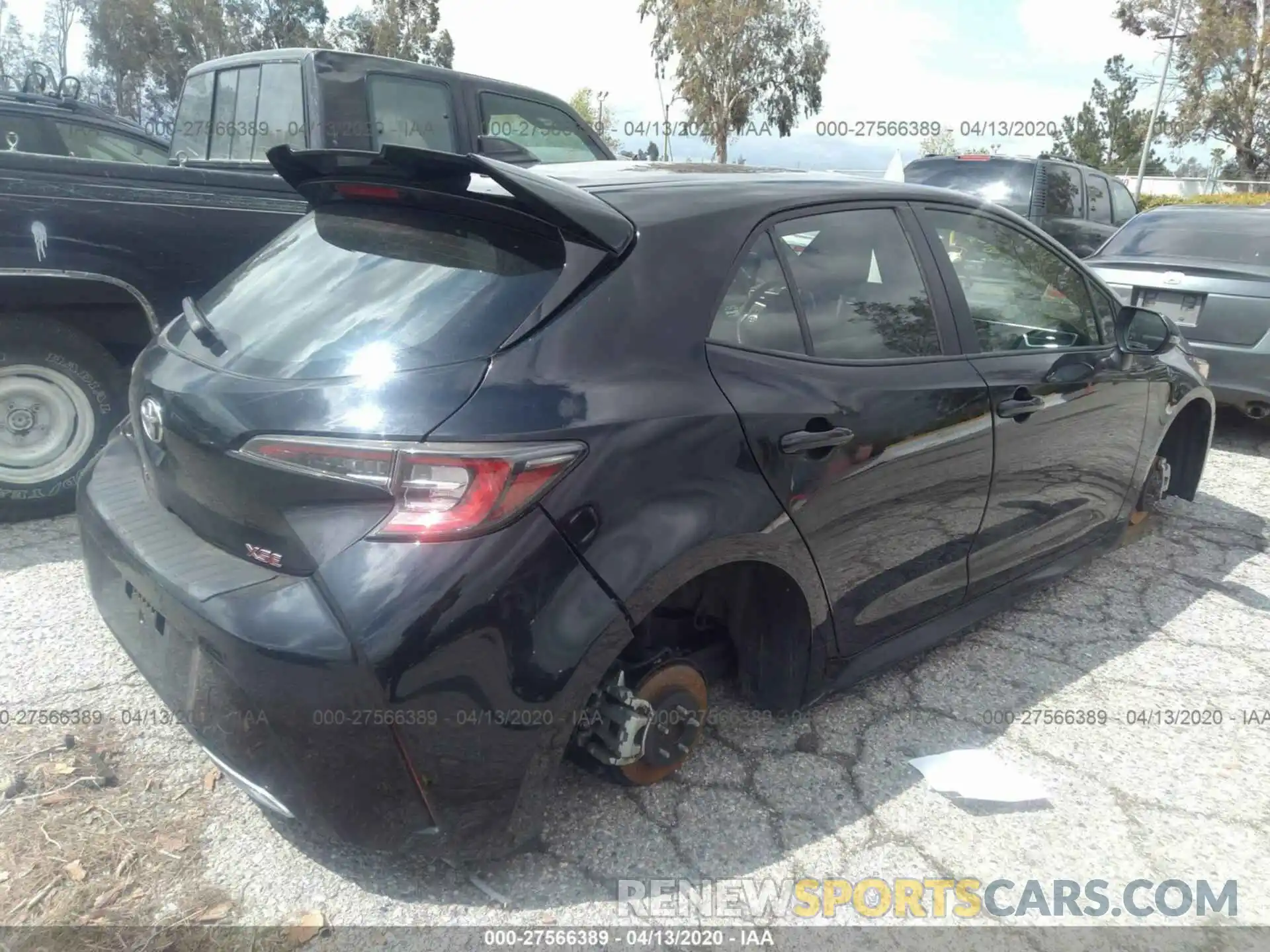 4 Photograph of a damaged car JTNK4RBE5K3020901 TOYOTA COROLLA 2019