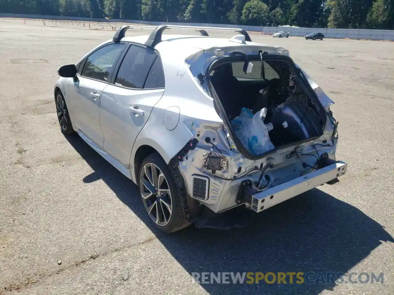 3 Photograph of a damaged car JTNK4RBE5K3039867 TOYOTA COROLLA 2019