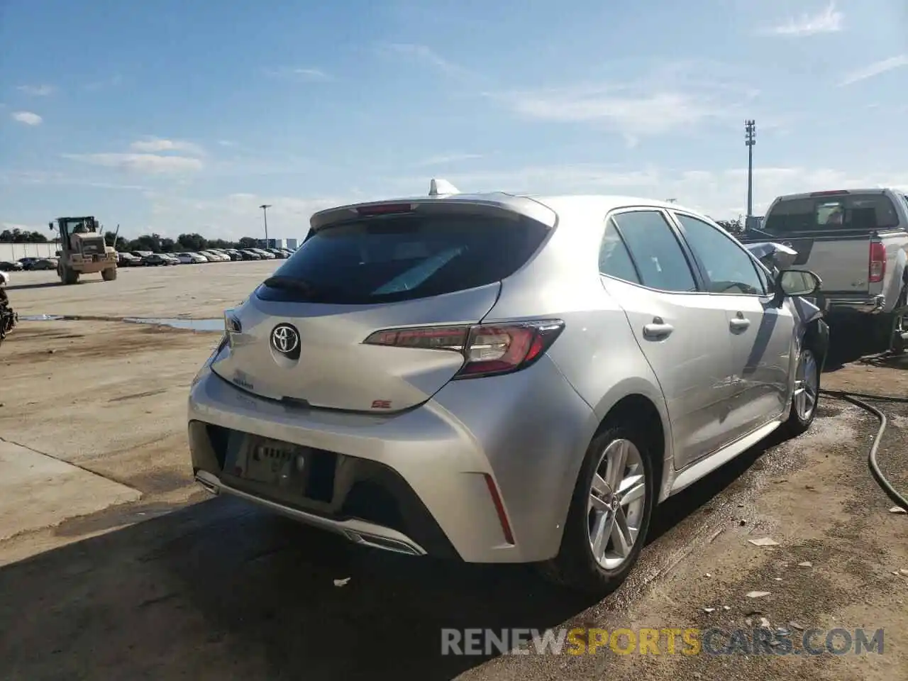 4 Photograph of a damaged car JTNK4RBE5K3044325 TOYOTA COROLLA 2019