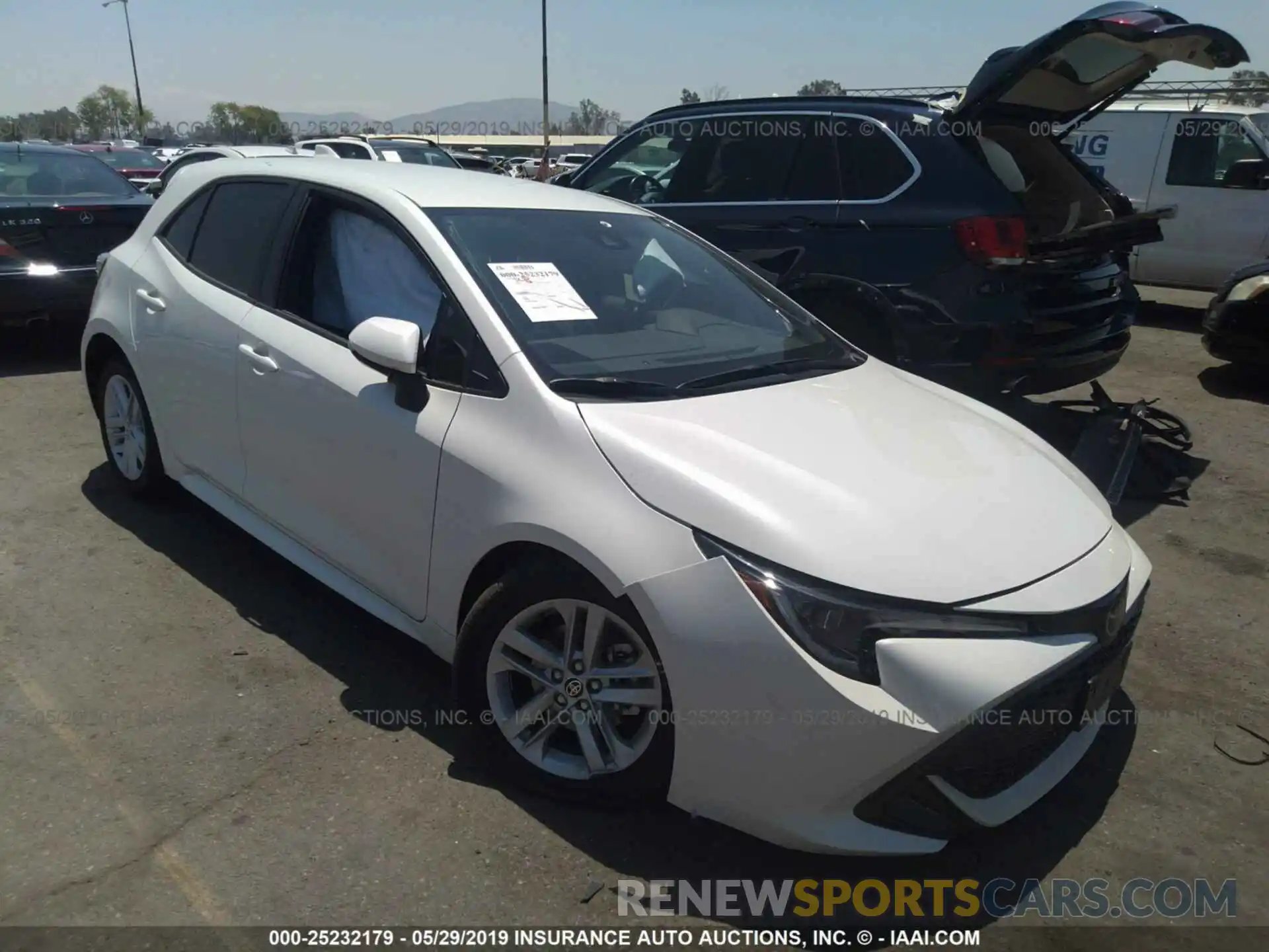 1 Photograph of a damaged car JTNK4RBE5K3045118 TOYOTA COROLLA 2019