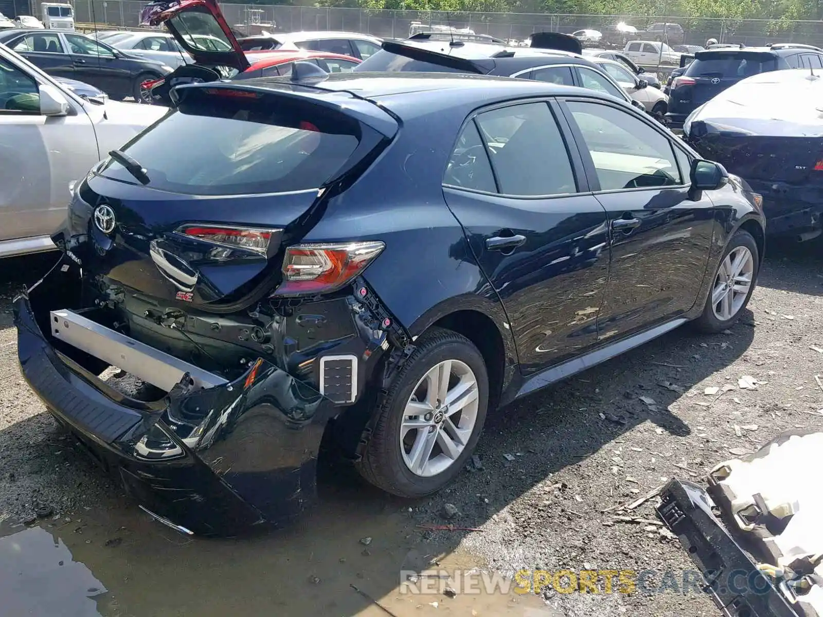 4 Photograph of a damaged car JTNK4RBE5K3049167 TOYOTA COROLLA 2019
