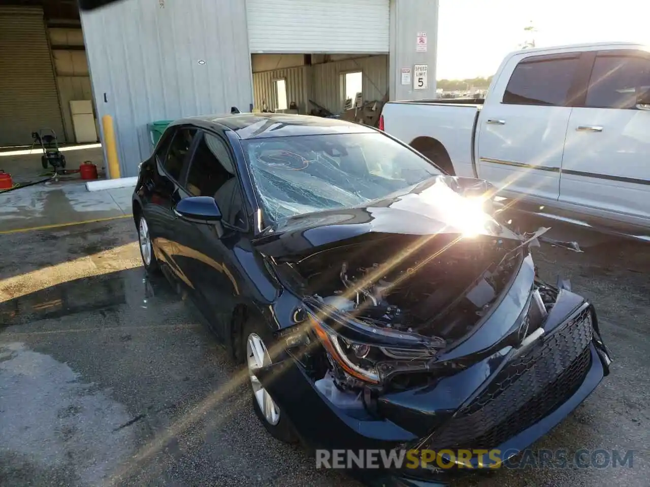 1 Photograph of a damaged car JTNK4RBE5K3054059 TOYOTA COROLLA 2019