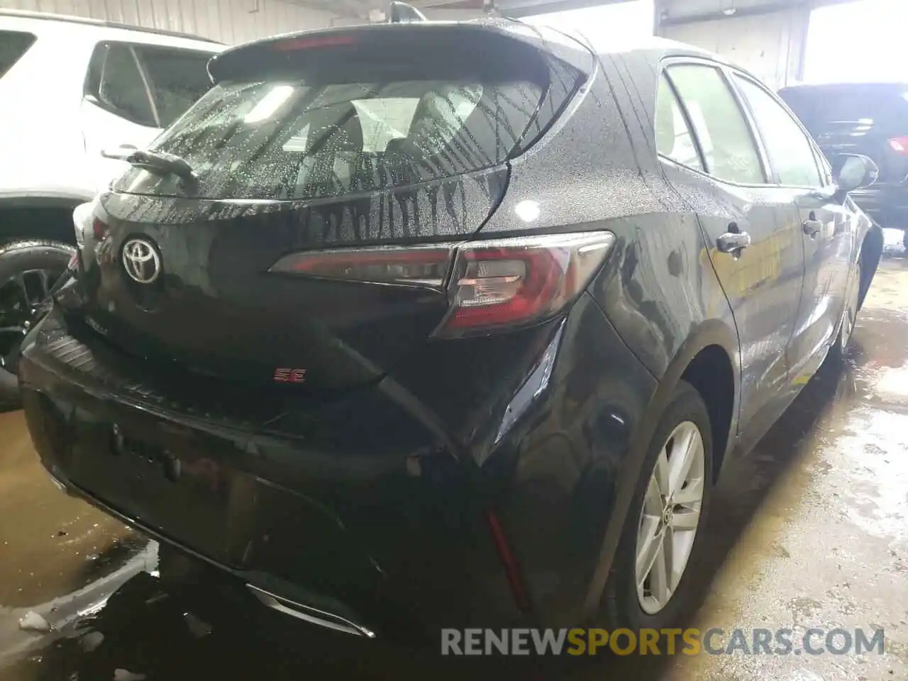 4 Photograph of a damaged car JTNK4RBE5K3057320 TOYOTA COROLLA 2019