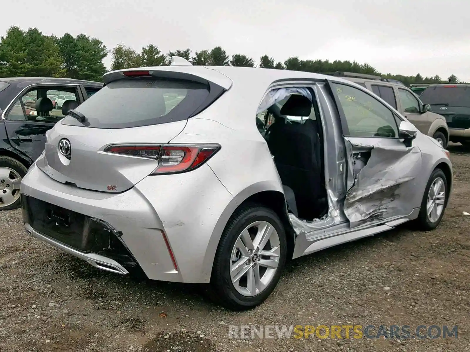 4 Photograph of a damaged car JTNK4RBE5K3057981 TOYOTA COROLLA 2019