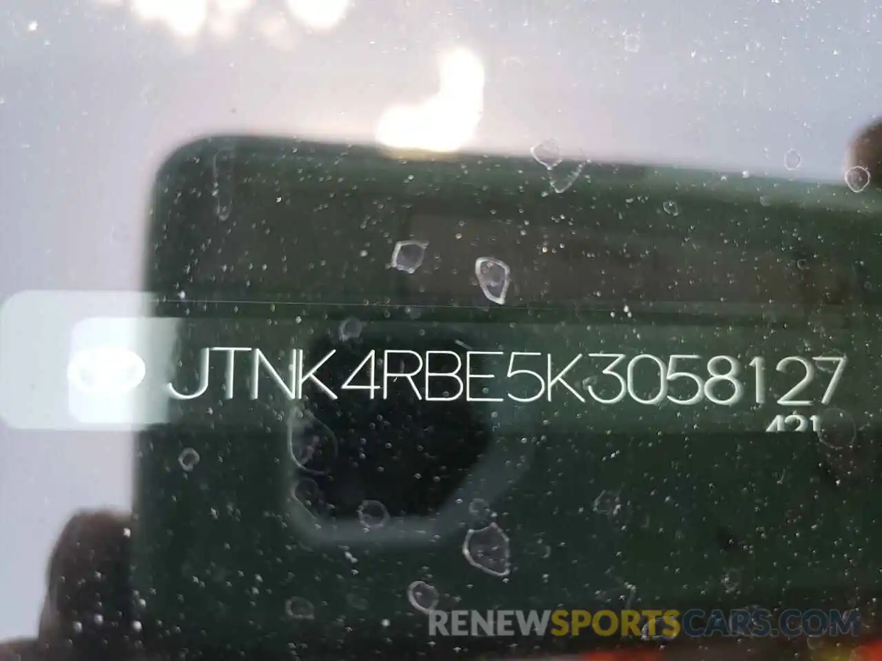 10 Photograph of a damaged car JTNK4RBE5K3058127 TOYOTA COROLLA 2019