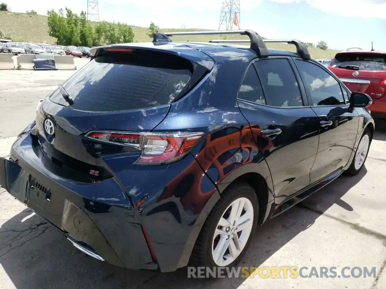 4 Photograph of a damaged car JTNK4RBE5K3058127 TOYOTA COROLLA 2019