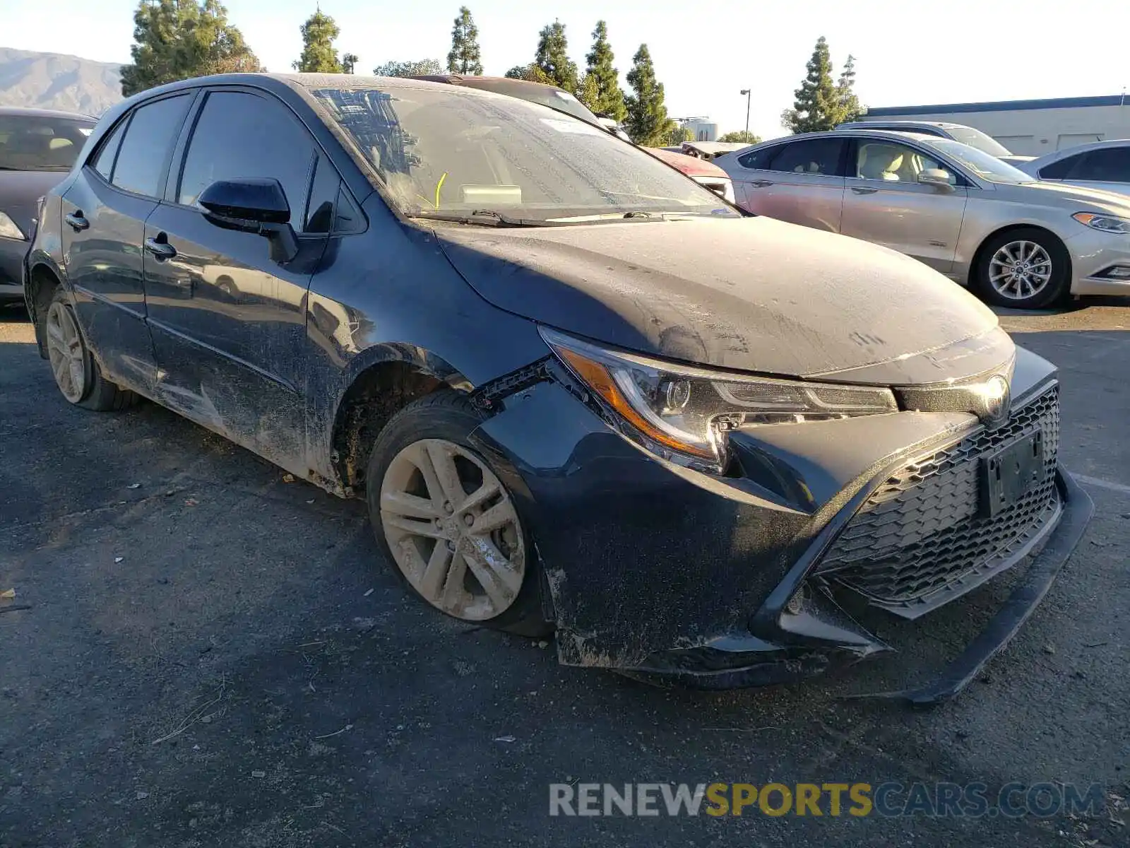 1 Photograph of a damaged car JTNK4RBE5K3058922 TOYOTA COROLLA 2019